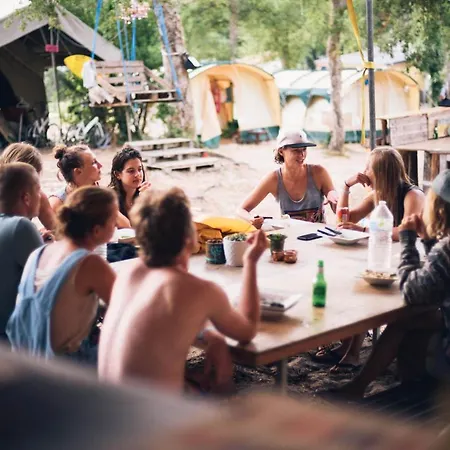 Progress Outdoor Surf Hostel-3